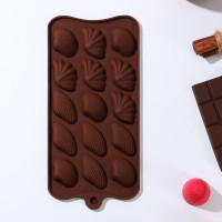 Форма для шоколада Доляна «Ракушки», силикон, 22×10,5×1 см, 15 ячеек (2,7×3,4 см), цвет коричневый