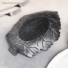 Блюдо для фруктов Доляна «Винтажный лист», 27×18×3 см, цвет серый