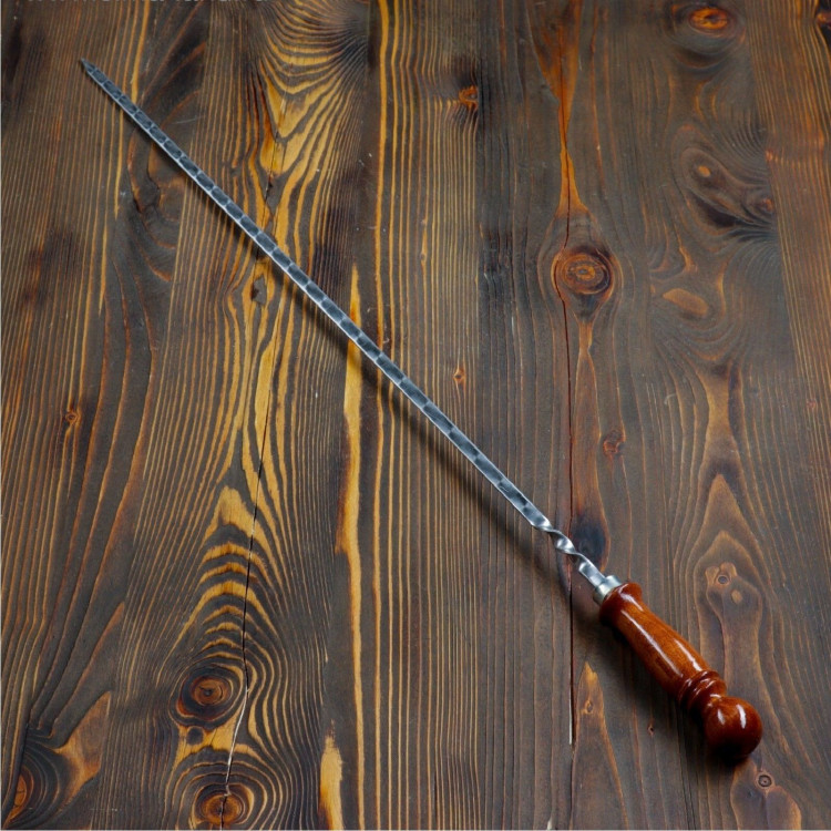 Шампур с узором и деревянной ручкой - 82 см. 