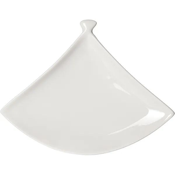 Белое блюдо «Кунстверк» в виде веера 