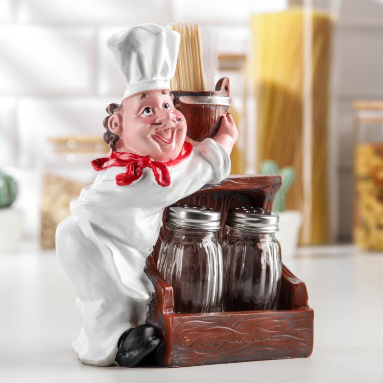 Набор для специй на подставке «Повар», 3 предмета: солонка 50 мл, перечница 50 мл, подставка, форма МИКС Набор для специй на подставке «Повар», 3 предмета: солонка 50 мл, перечница 50 мл, подставка, форма МИКС