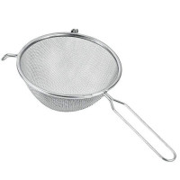 Стальное сито с ручкой - 18 см.