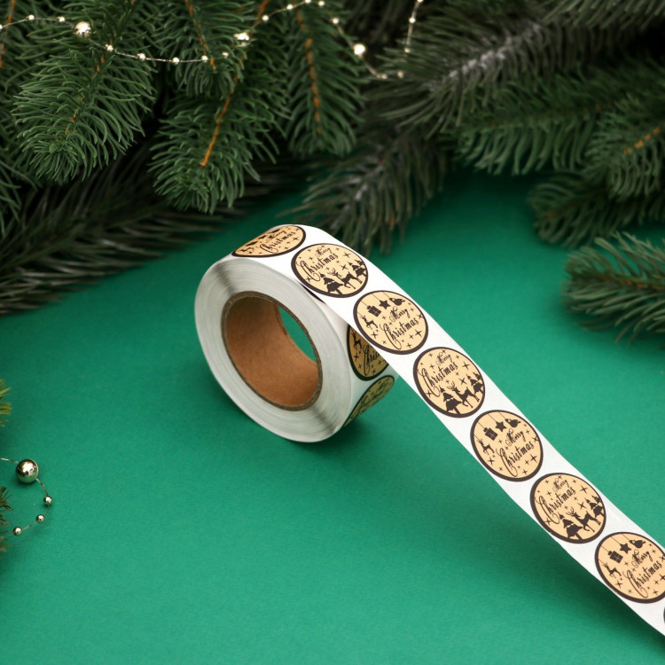 Новый год. Наклейки новогодние в рулоне  Merry Christmas , 500 шт, 2,5 х 2,5 см. 